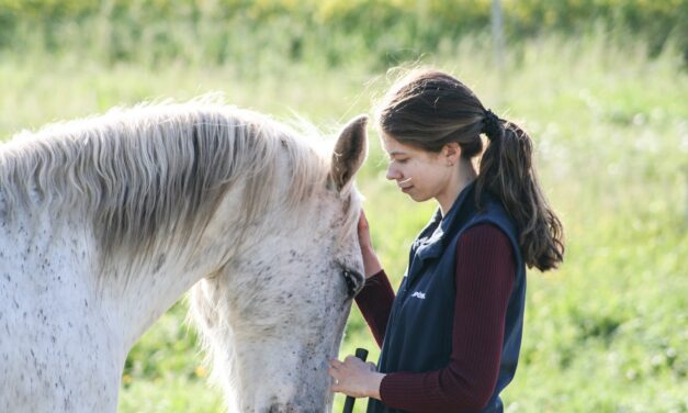 Az oromparti lósuttogó