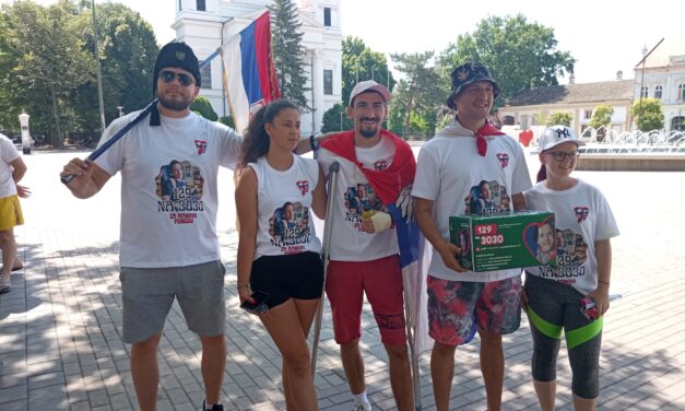 Ivan gyógyulásáért gyalogol egy kis csapat