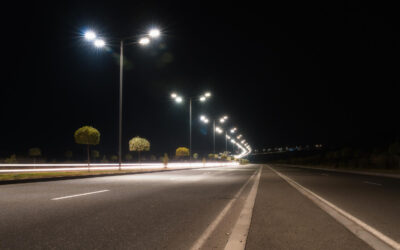A gyanús közbeszerzéseken nyertes Keep Light az ingatlanpiacba is beszáll