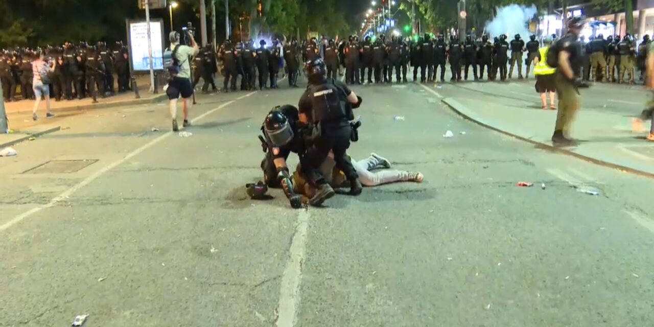 Egyetemisták: Társunk súlyosan megsérült, csak öt óra múlva kapott orvosi segítséget