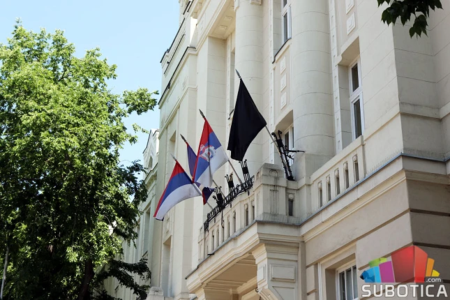 Tragédia Csantavéren: A tóban találták meg a Műszaki Iskola végzős tanulójának holttestét