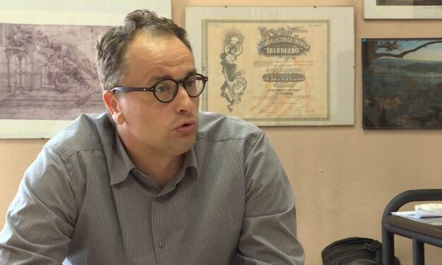 Radonjić: A hatalom már csak a bűnözői struktúrák segítségével tartja fenn magát