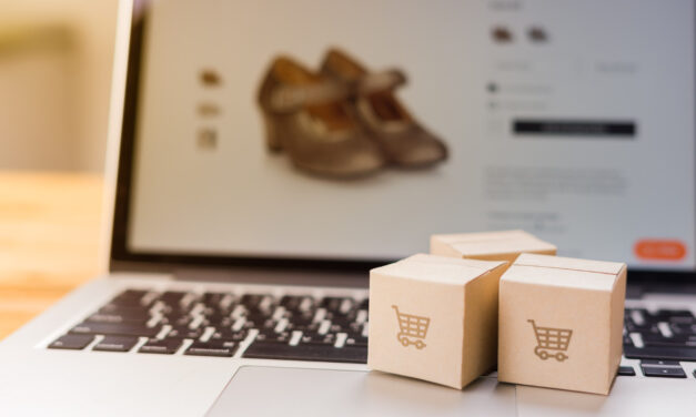 Mérgező esőkabátokat és fulladásveszélyes cumikat talált az EU-biztos a Shein és a Temu árui között