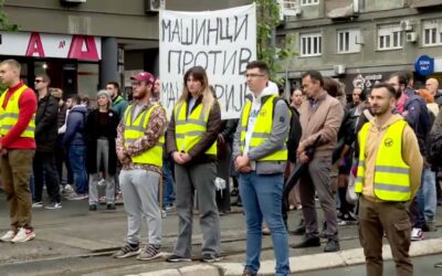 Először történt meg, hogy a rendőrség a 16 perces kegyeletadáskor egyetemistákat igazoltatott