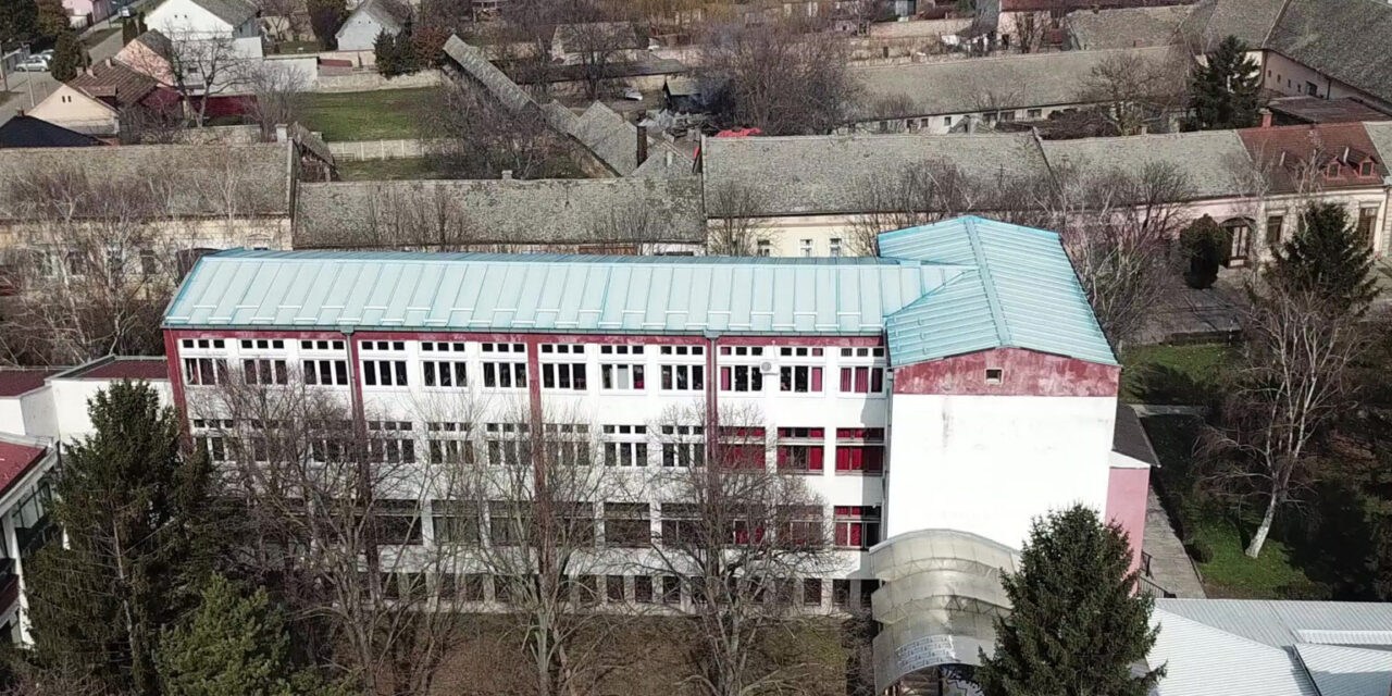 Pénteken kerül napirendre a szenttamási tanárnők felmondása