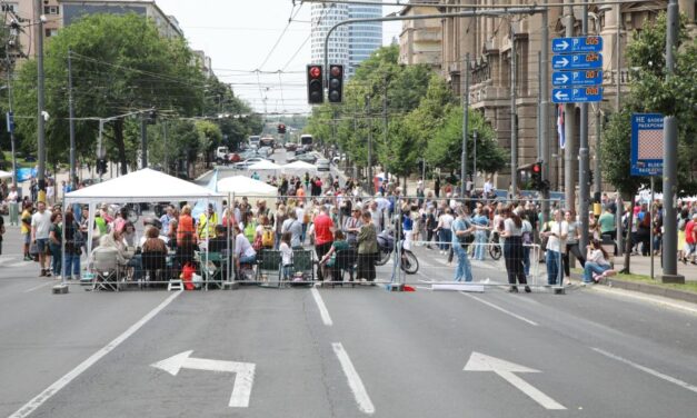 Tömegesebbek lennének a tüntetések, ha az egyetemisták és az ellenzék közös stratégiát készítenének