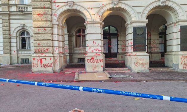 Az újvidéki városháza felújítására 10 millióért készülhet el a projektdokumentáció