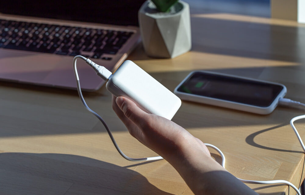 Kigyulladhat a népszerű töltő, visszavonták a piacról