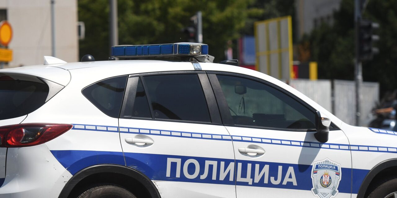 Nekiütközött BMW-jével egy teherautónak, majd videóban dicsekedett azzal, hogy mi is történt