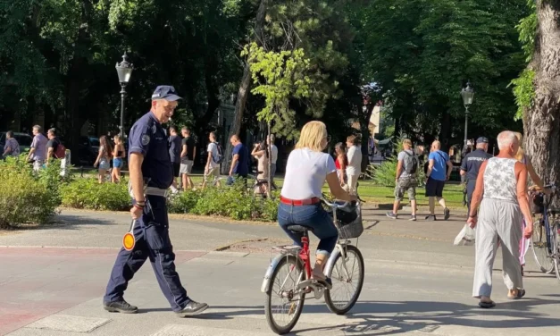 Ismét blokád alatt a szabadkai körforgalom (Fotók)