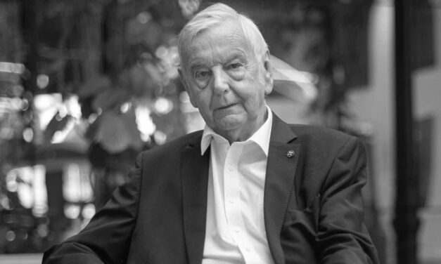 Elhunyt M. Kiss Sándor Széchenyi-díjas történész