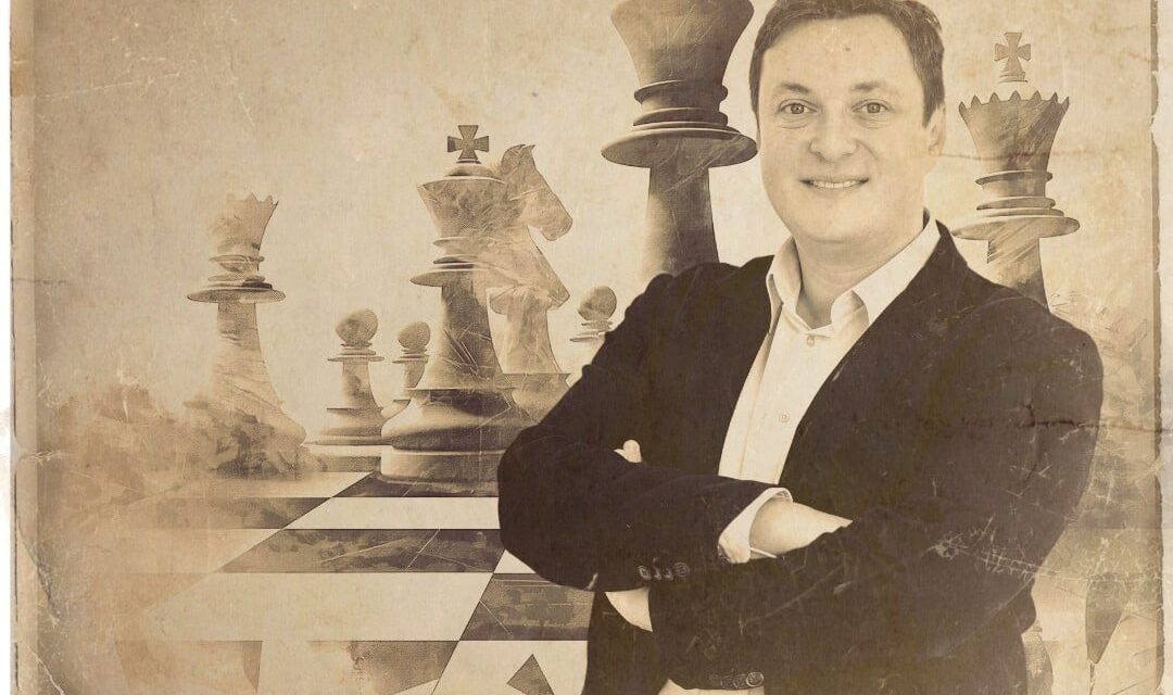 <span class="entry-title-primary">Rózsa Zsombor: Minden mező egy történet, minden báb egy szimbólum</span> <span class="entry-subtitle">A sakk világnapja a Szabadkai Városi Múzeumban</span>