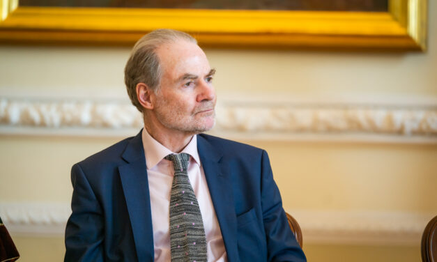 Timothy Garton Ash: Orbán Viktor Slobodan Milošević sorsára juthat