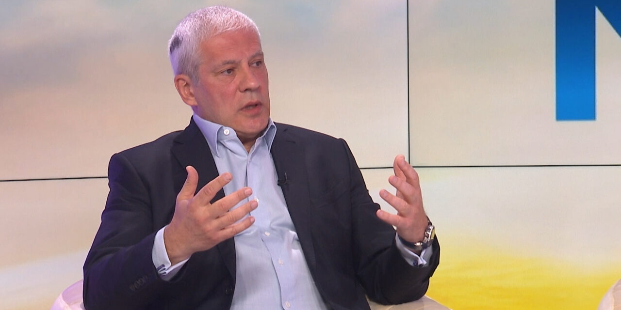 Tadić: Hihetetlen Vučić hozzáállása a NIS-hez, a polgárok érdeke fölé helyezte az orosz érdekeket