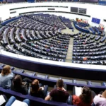 Az Európai Parlament még mindig a meghívásra vár