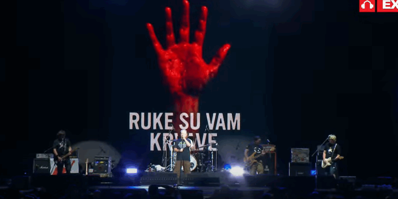 Letépték a Pumpaj-bannert az EXIT Fesztiválon