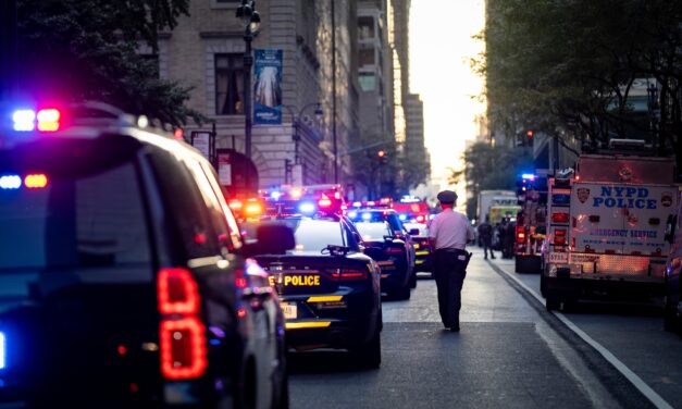 Lövöldözés volt egy New York-i irodaházban, többen meghaltak