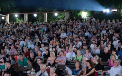 Kifütyülte a palicsi filmfesztivál közönsége a szabadkai politikust