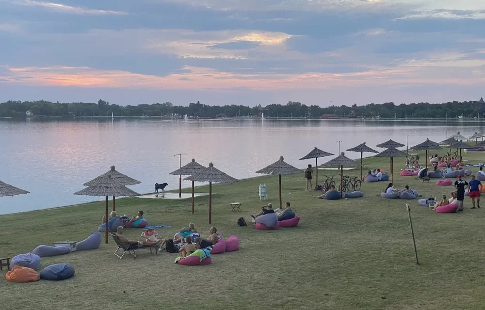 <span class="entry-title-primary">Egészségre veszélyes a Palicsi tóban való fürdőzés</span> <span class="entry-subtitle">A szakemberek szerint még a vízfelület feletti levegő belélegzése is komoly egészségügyi problémát okozhat</span>