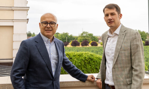 Vučević: A VMSZ büszke lehet nemcsak a Szerb Haladó Párttal, hanem a Fidesszel való együttműködésére is