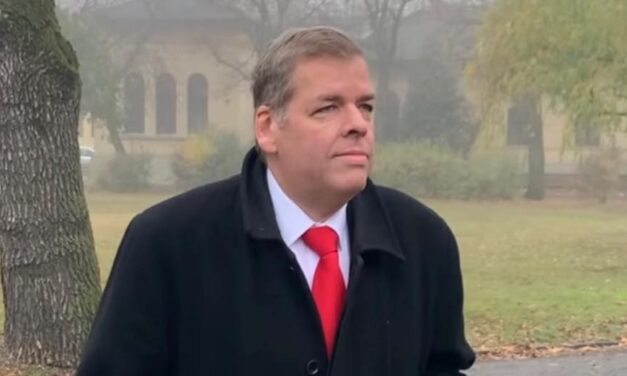 Meghalt Schmuck Andor