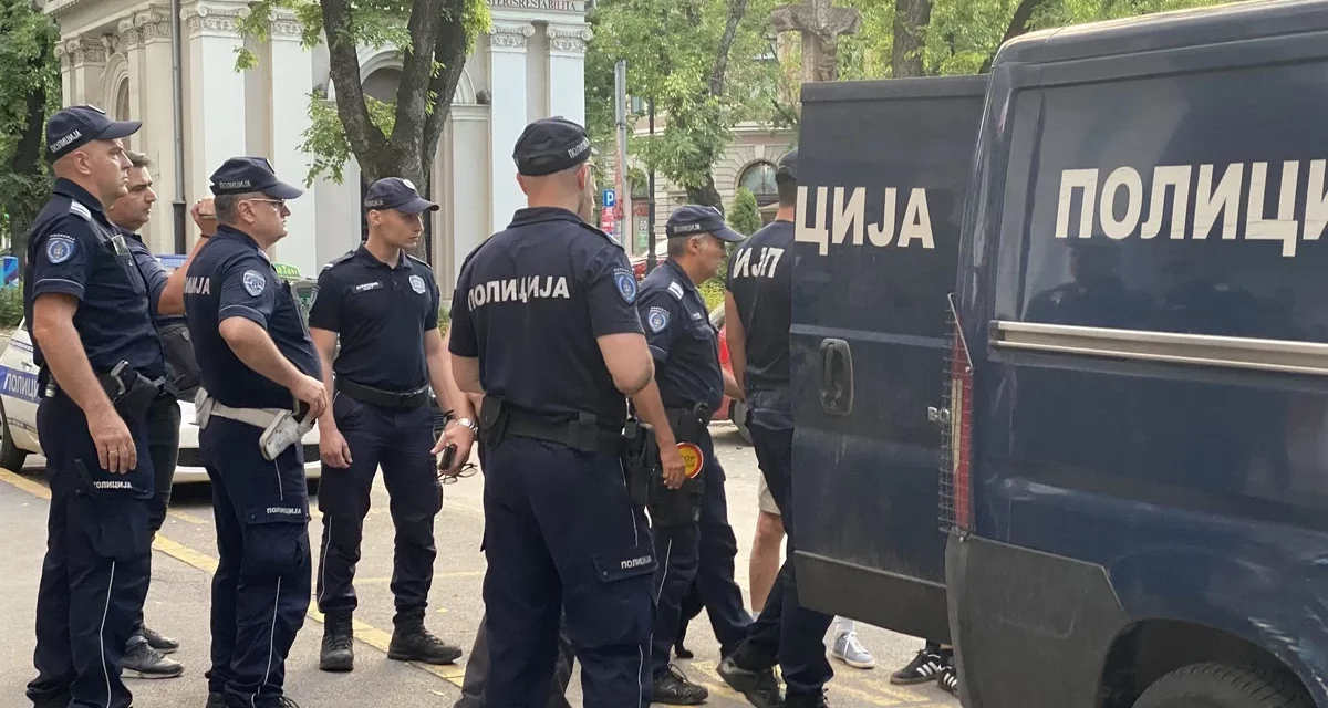 Rendőrök állítólagos sértegetése miatt ítéltek el egy szabadkai férfit