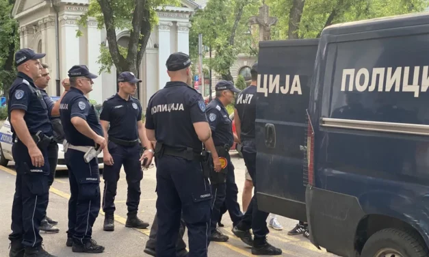 Rendőrök állítólagos sértegetése miatt ítéltek el egy szabadkai férfit