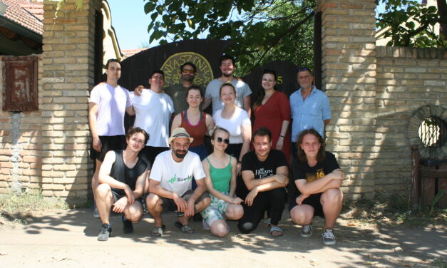 Paraszthamlet a Tanyaszínházban – Urbán András rendezésében