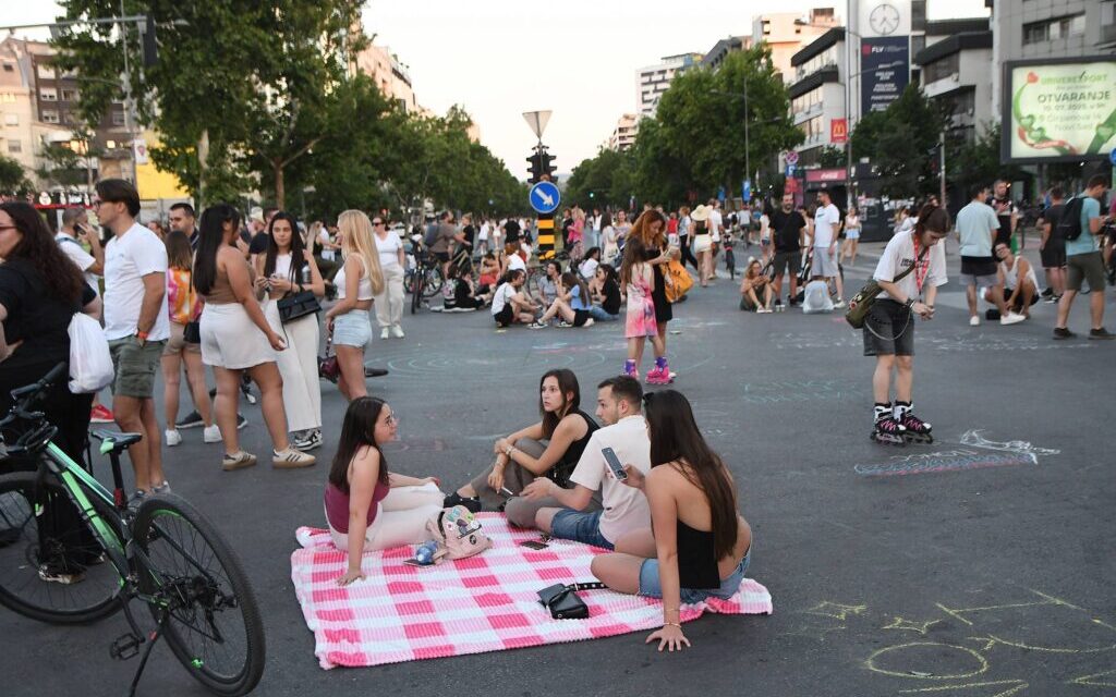 Útlezárások Szabadkától Nišig, folyamatosak a letartóztatások