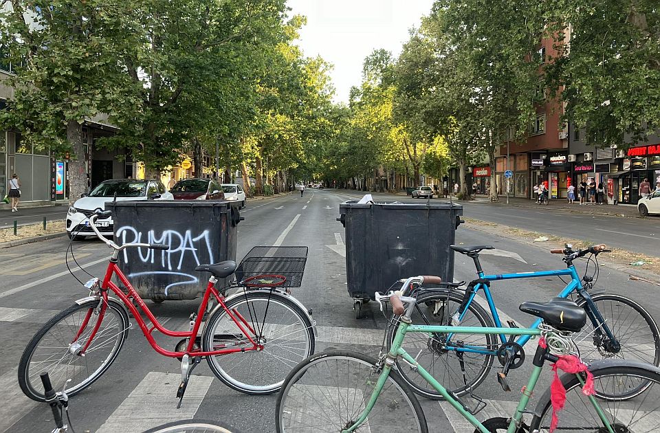 Adományokat gyűjtenek a tűzvész áldozatainak az egyetemisták