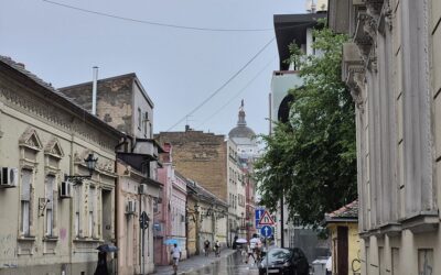 Tombol a vihar (videókkal)