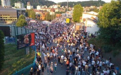 Szabadon engedtek hét bebörtönzött užicei tüntetőt