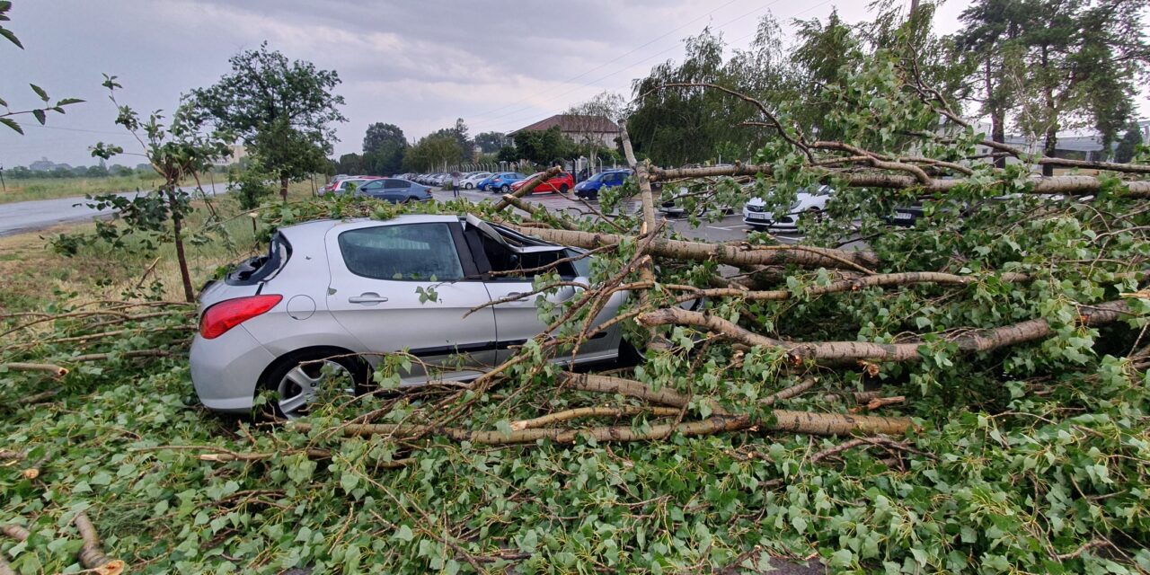 Orkán erejű szél, szupercella – ez vár ránk kedden