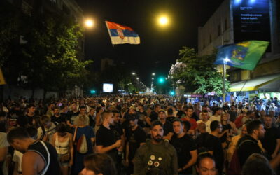 Késő éjszakáig tartottak a tüntetések az országban Szabadkán is a csendőrség megjelenése után ért véget a séta