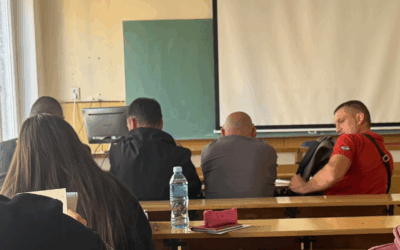 Öt nyomozó felügyelte a blokád kezdete óta első ízben vizsgázó egyetemistát