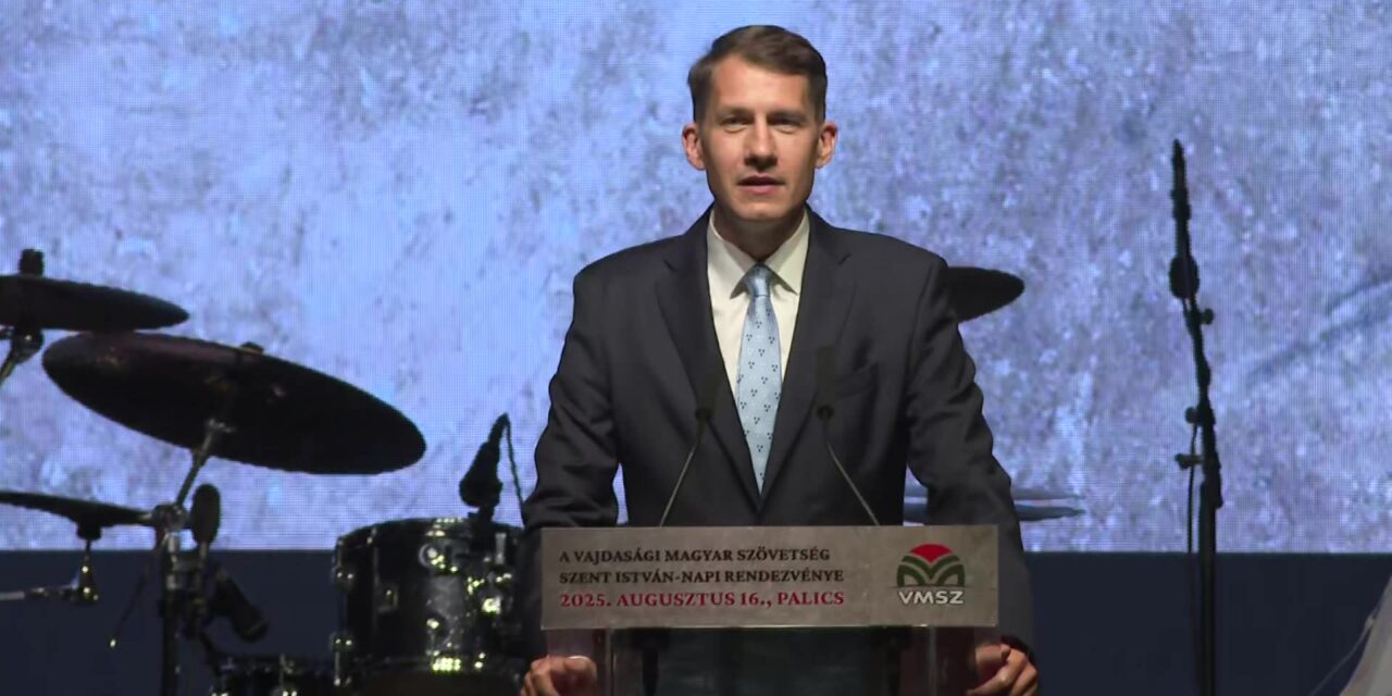 <span class="entry-title-primary">Pásztor: A mi közösségünk nem vesz részt ebben az ámokfutásban</span> <span class="entry-subtitle">„A választásokon esélyük se lenne, hiszen 9 és fél hónap után sincs programjuk, jelöltlistájuk, nincsenek arcaik. Nincs emberi arcuk. Miért követelik akkor a voksolást?”</span>