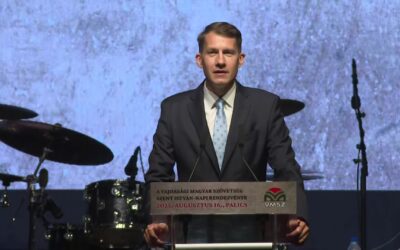 Pásztor: A mi közösségünk nem vesz részt ebben az ámokfutásban „A választásokon esélyük se lenne, hiszen 9 és fél hónap után sincs programjuk, jelöltlistájuk, nincsenek arcaik. Nincs emberi arcuk. Miért követelik akkor a voksolást?”