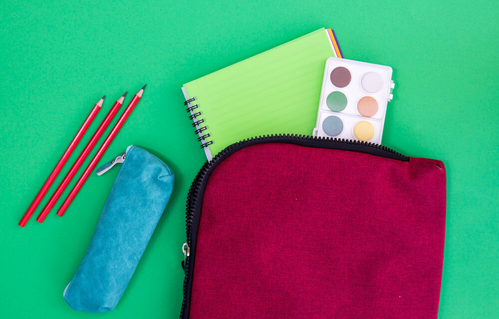 Ennyibe kerülnek a tanszerek, tíz nap múlva kezdődik az iskola