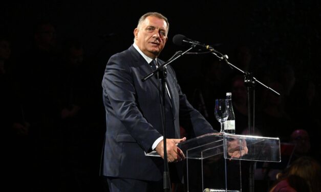 Dodik ügye miatt már egymás ellen indítanak büntetőeljárásokat az ügyészek