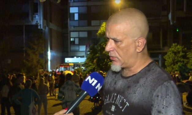 Ügyvéd: A rendőrök elrabolták és brutálisan megverték az újvidéki aktivistát