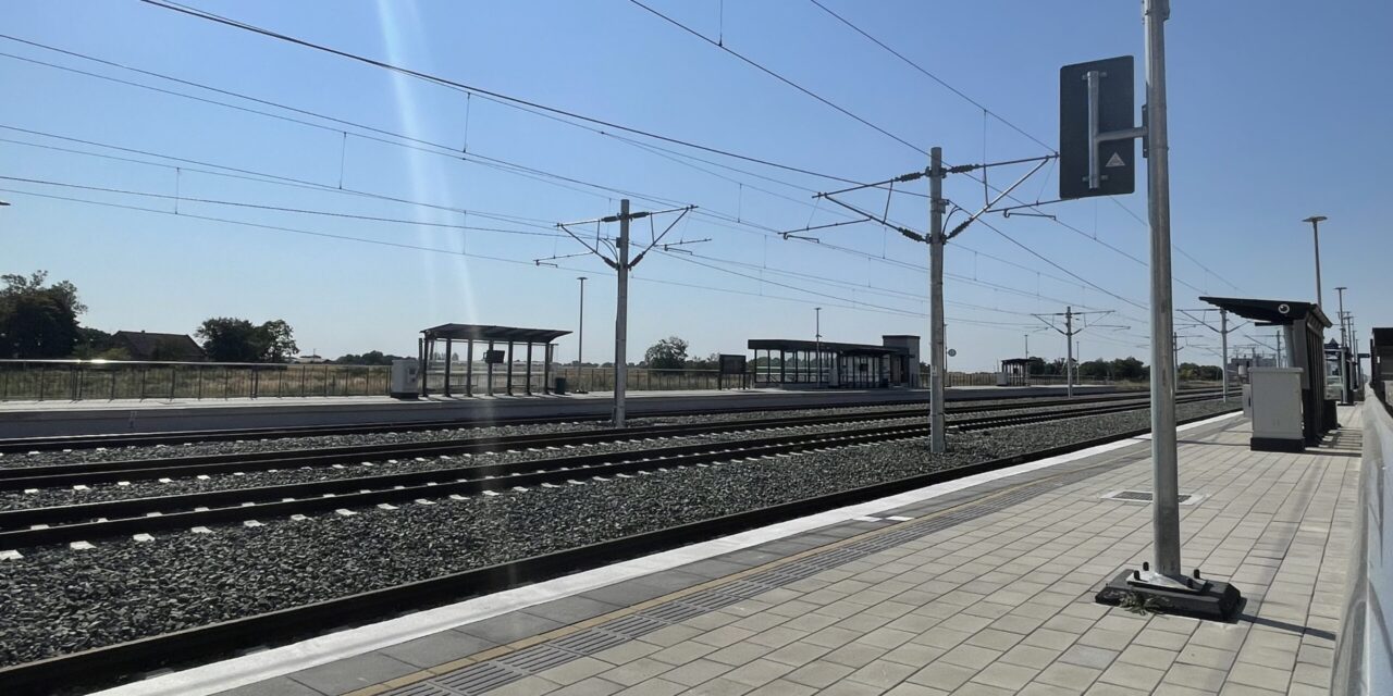 <span class="entry-title-primary">Napi három pár vonat jár majd Budapest és Belgrád között januártól</span> <span class="entry-subtitle">A magyar oldalon csak Kiskunhalason áll majd meg a gyors</span>