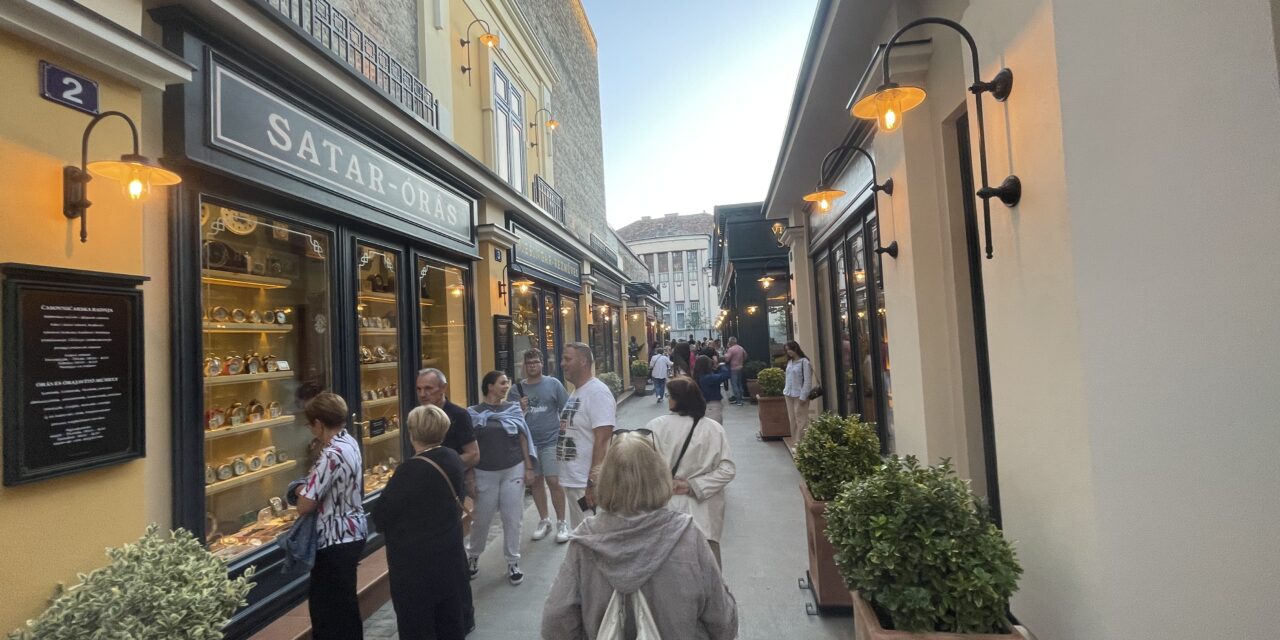 „A VMSZ beismerte, hogy a magyar adófizetők pénze a pártközeli nábobok zsebébe vándorol”