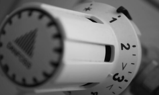 Kitől és mekkora támogatást kaptak a városi fűtést használók?