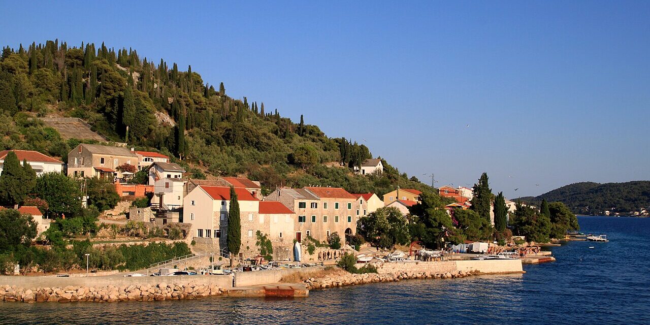 Kitiltanák a turistákat egy horvát szigetről