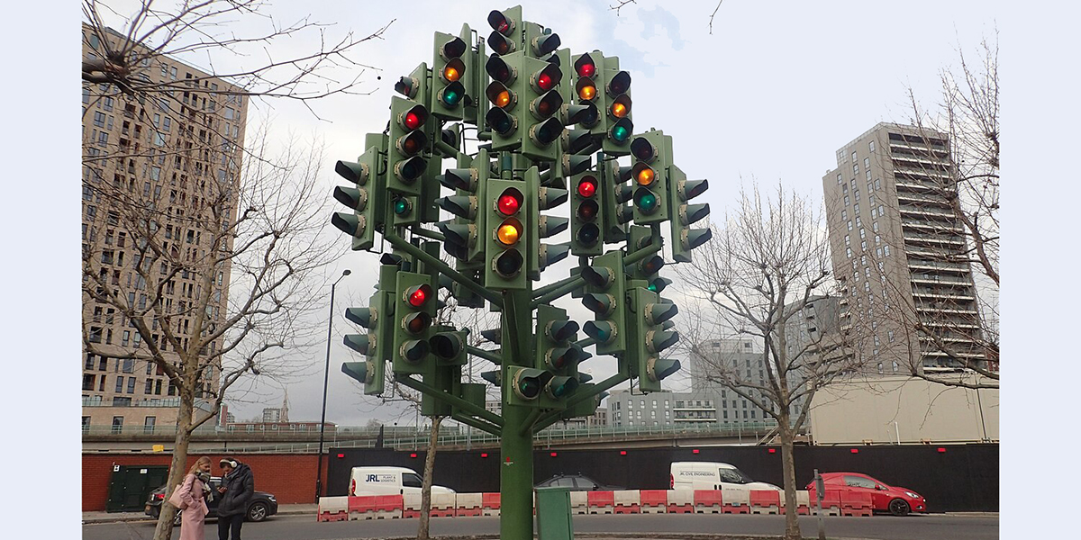 <span class="entry-title-primary">Piros, sárga, zöld? Néhol kék.</span> <span class="entry-subtitle">Ma van a forgalmi lámpák nemzetközi napja</span>