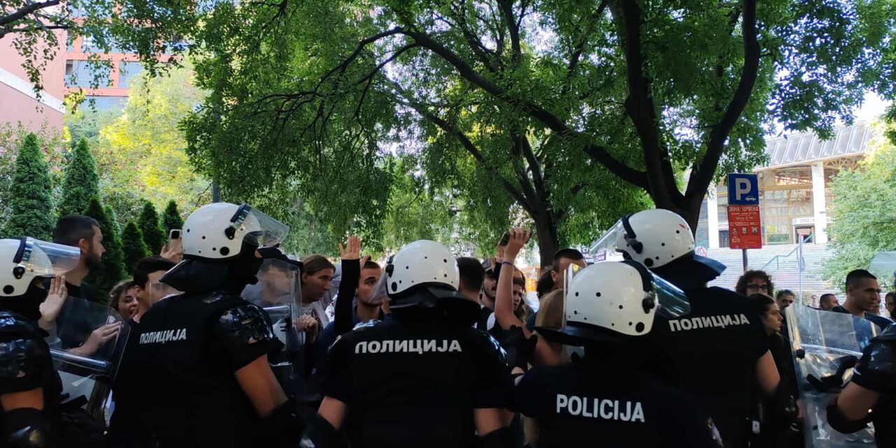 Blokád alatt az újvidéki bíróság