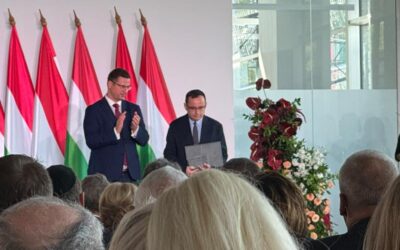 Magyar Arany Érdemkereszt kitüntetésben részesült dr. Glässer Norbert óbecsei származású kulturális antropológus