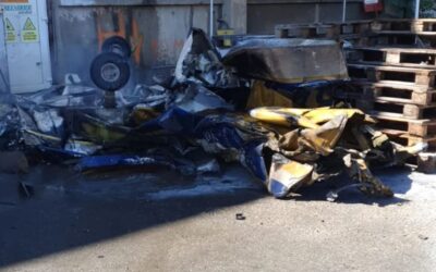 A gyár udvarában zuhant le a kisrepülőgép, ketten meghaltak