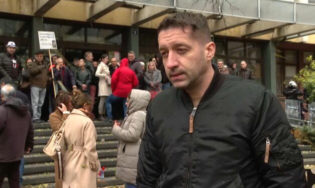 Novaković: Nem lesz polgárháború Szerbiában, Vučić blöfföl