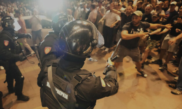 Korać: A hatalom az utolsókat rúgja